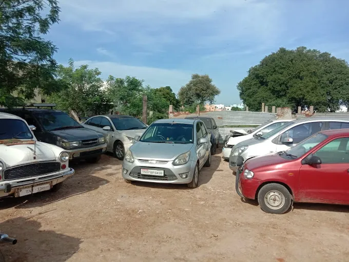 Image of: Aara Motors in Madurai 4