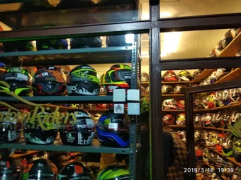 Image of: Freedom Riders Probiking in Ponmeni
