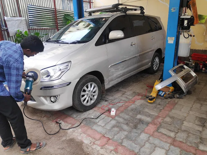 Image of: Gowin Auto Garage in Sellur