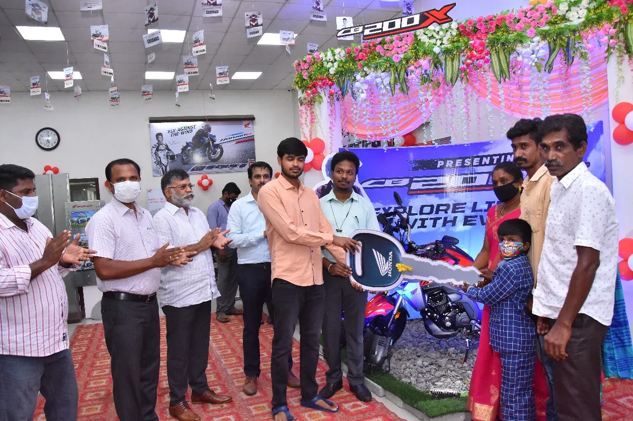 Image of: Haritha Honda in Koodal Nagar