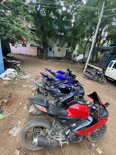 Image of: Iyarkai Motors in Madurai 2