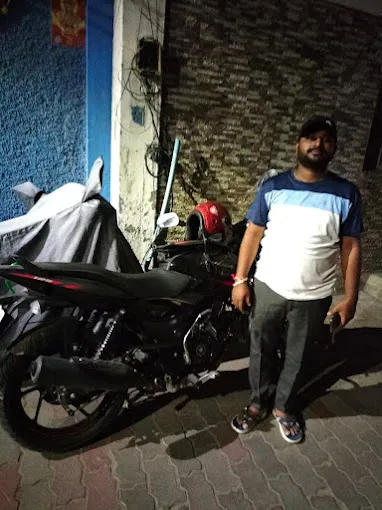 Image of: Jay Bike Ride in Madurai 2