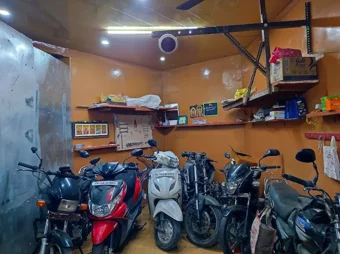 Image of: Lr Motors in Kamarajar Salai 7