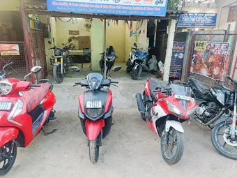Image of: M Praveen Motorcycle Service in Madurai