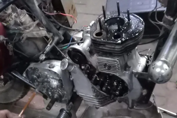 Image of: New Asian Motors in Ellis Nagar 5