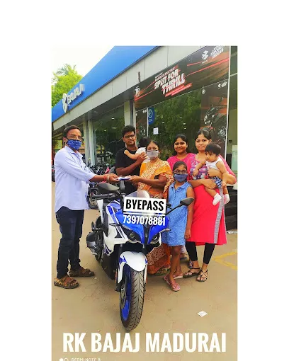 Image of: Rk Bajaj Bike Showroom in Madurai 4