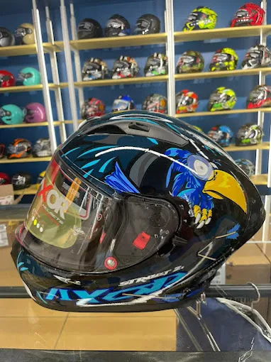 Image of: Sparkly Automobiles Helmet Showroom in S S Colony 2