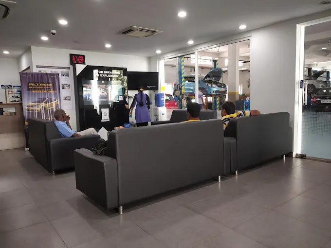 Image of: Tata Motors Cars Showroom in Madurai 6