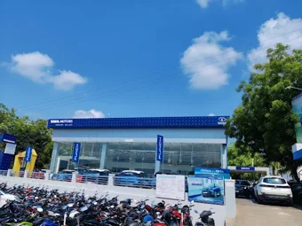 Image of: Tata Motors Cars Showroom in Madurai 7