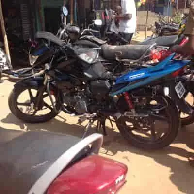 Image of: Vam Two Wheeler Works in Karuppayurani