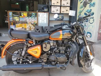 Image of: Noor Automobiles in Arasaradi