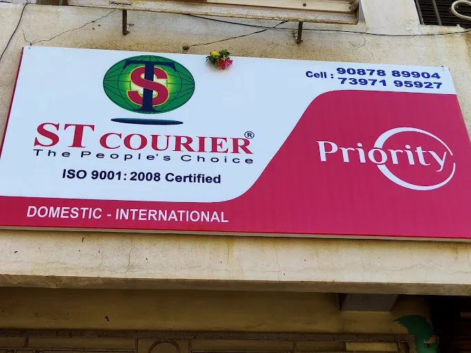 Image of: St Courier in Mahal