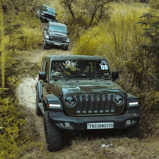 Image of: Aras Jeep In Vilangudi
