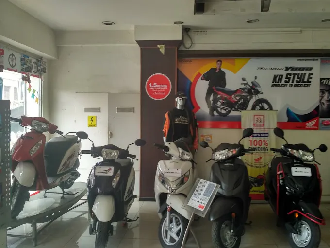 Image of: Jayavilas Hero Motors In Simmakkal 3
