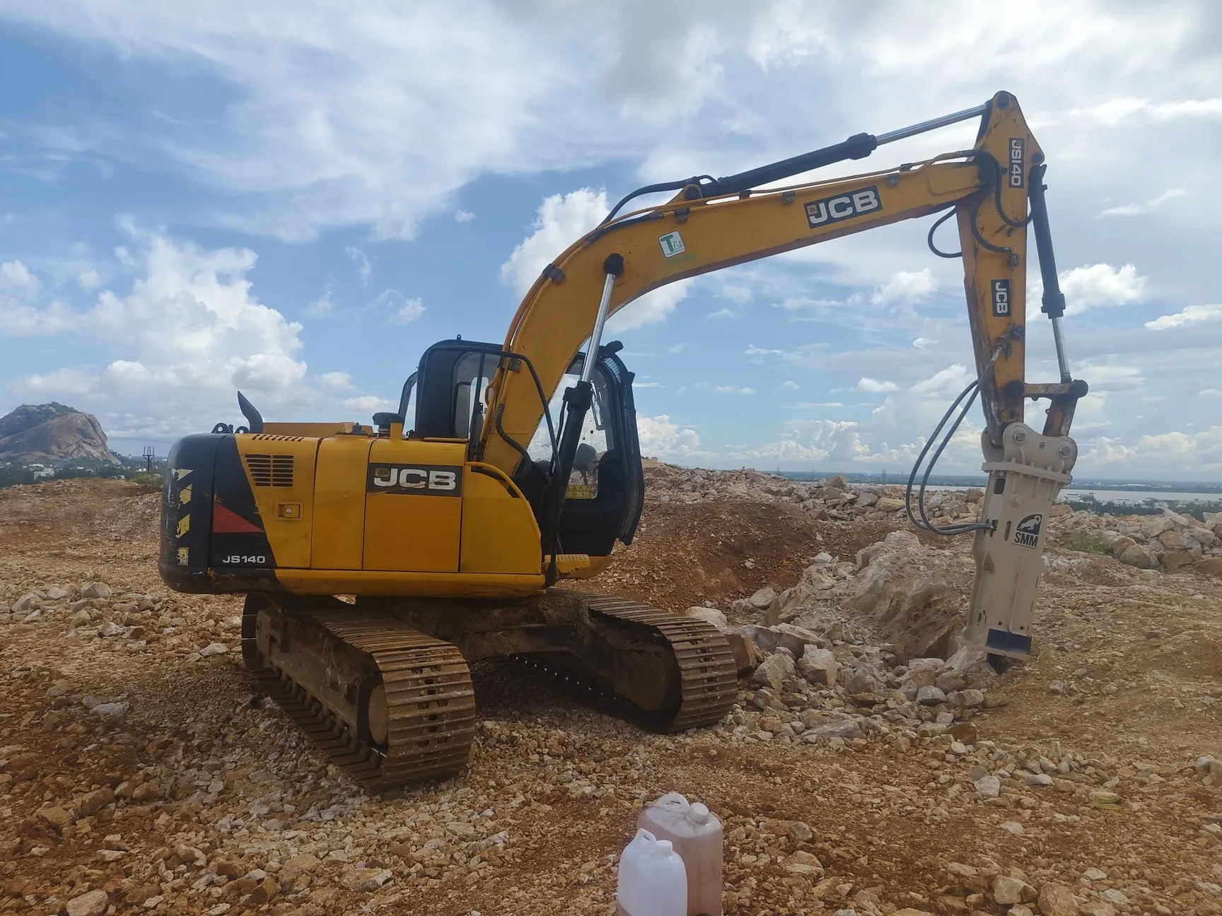 Image of: Jcb Dealers In Vilangudi