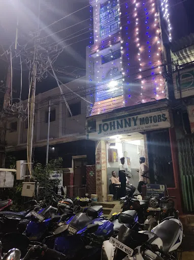 Image of: Johnny Motors In Periyar