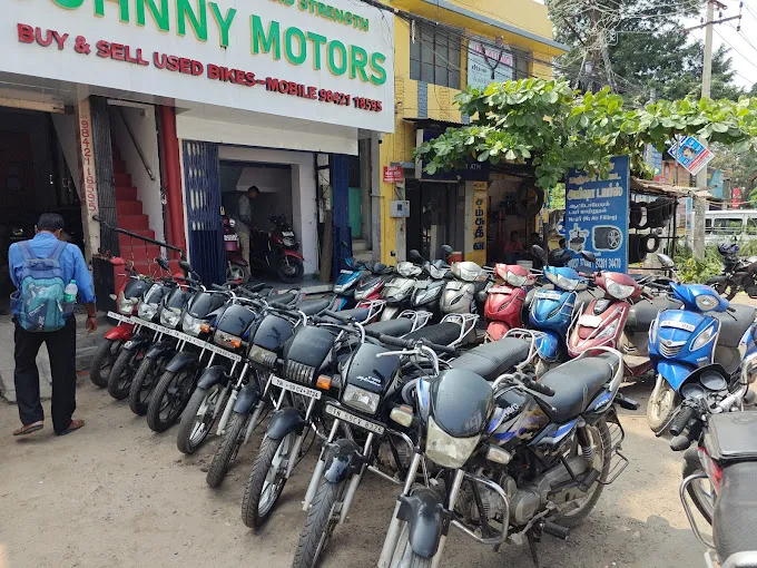 Image of: Johnny Motors In Periyar