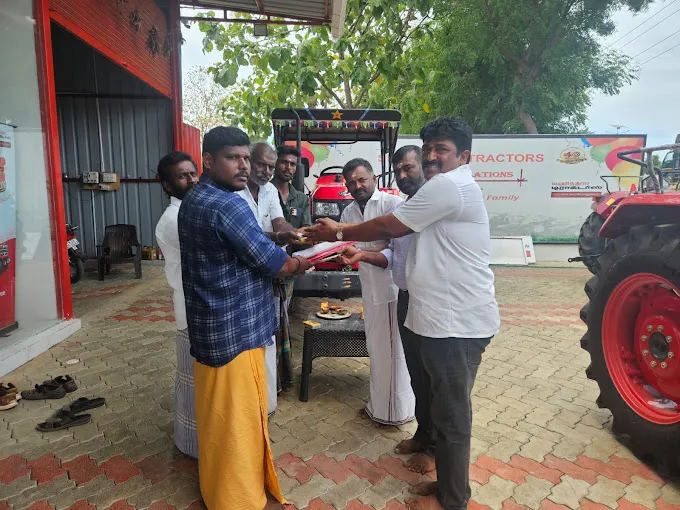 Image of: Mahindra Tractor Sri Sudhan Tractors In Koodal Nagar 7