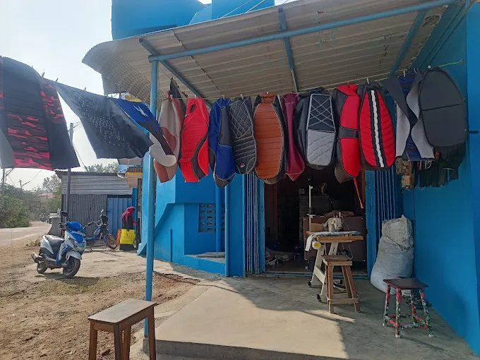 Image of: Tip Top Seat Covers And Bag Works In Koodal Nagar