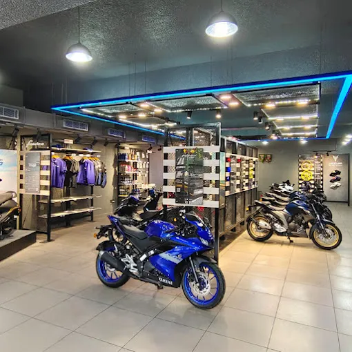 Image of: Yamaha Motor Showroom Alagendran Autos In Kochadai