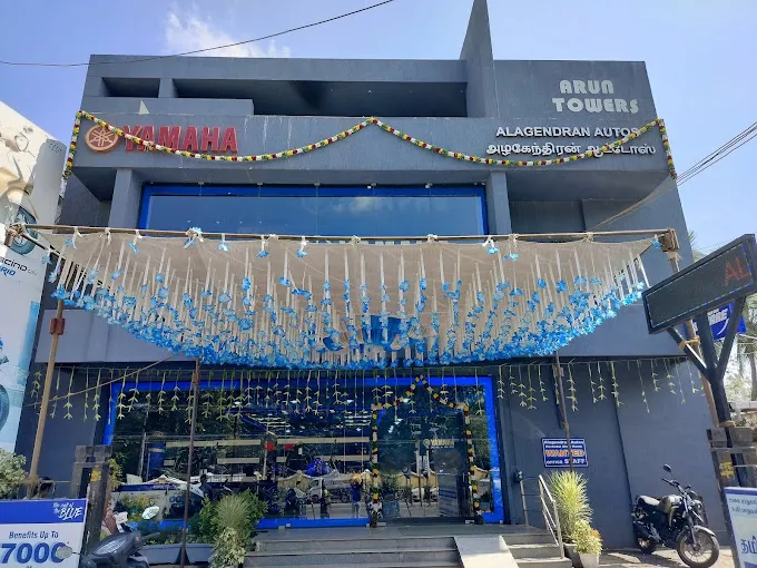 Image of: Yamaha Motor Showroom Alagendran Autos In Kochadai 3