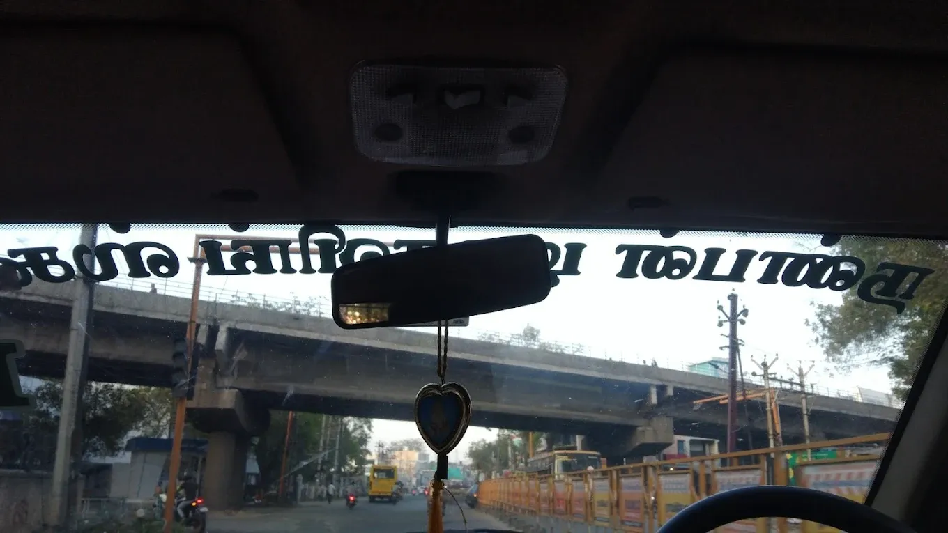 Image of: Nanban Driving School In Thiruparankundram
