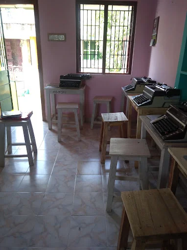 Image of: Thendral Typewriting Institute In Iyer Bungalow 7