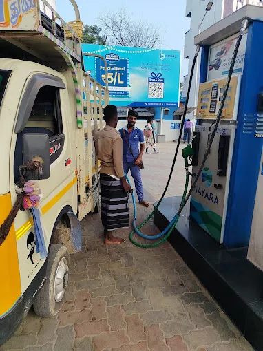 Image of: Nayara Energyjia Filling Station In Madurai