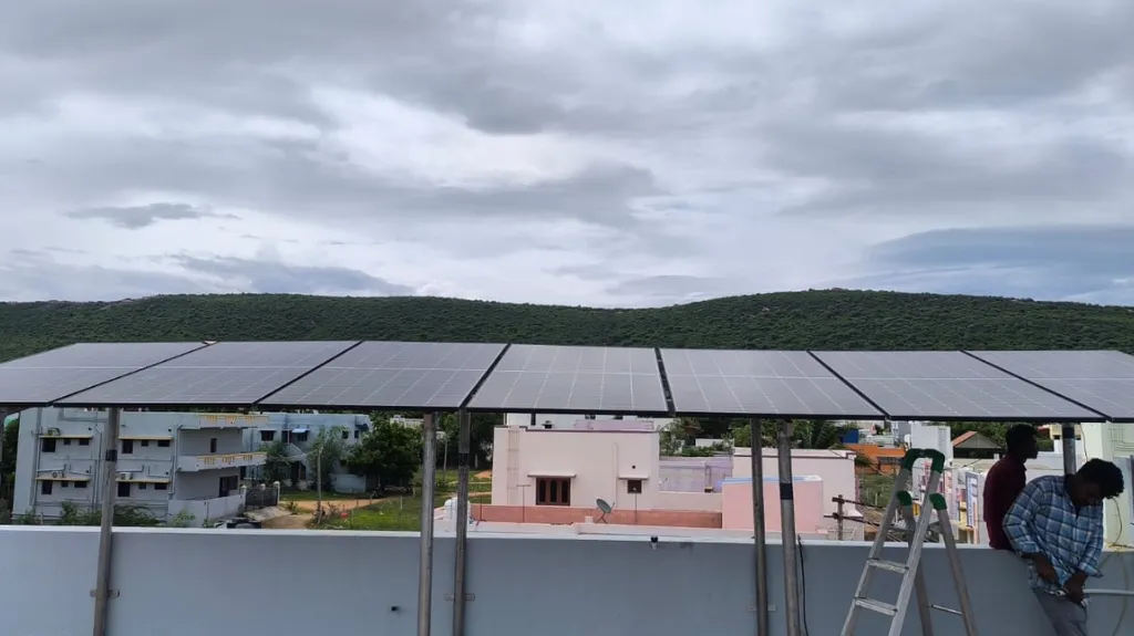 Image of: Smilevz Solar Technologies In Jaihindpuram 2