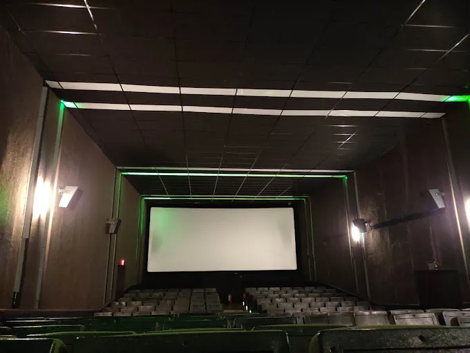 Image of: Priya Complex in Shenoy Nagar 2