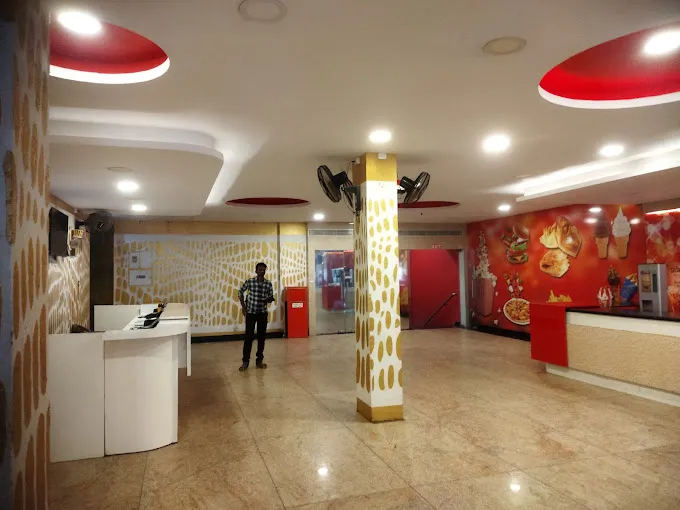 Image of: Priya Complex in Shenoy Nagar 7