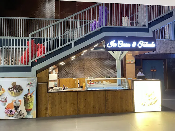 Image of: Radiance Cinema in Koodal Nagar 7
