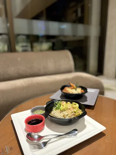 Image of: M Lounge in Kk Nagar