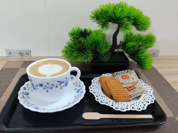 Image of: The Girls Cafe Barista De Femme in Thiru Nagar
