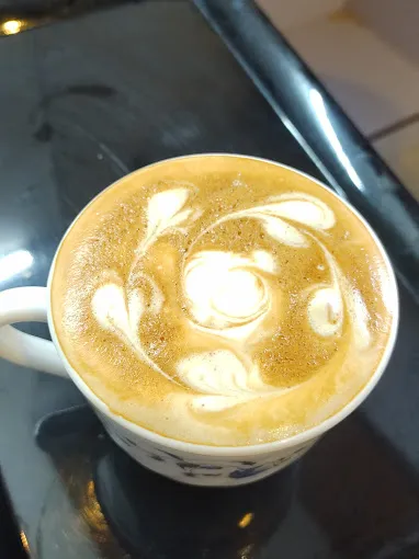 Image of: The Girls Cafe Barista De Femme in Thiru Nagar 2