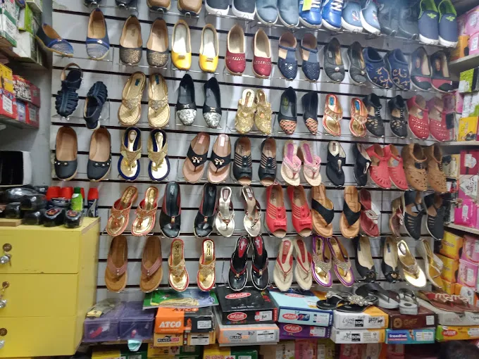 Image of: Bawa Shoe Mart In Madurai 3