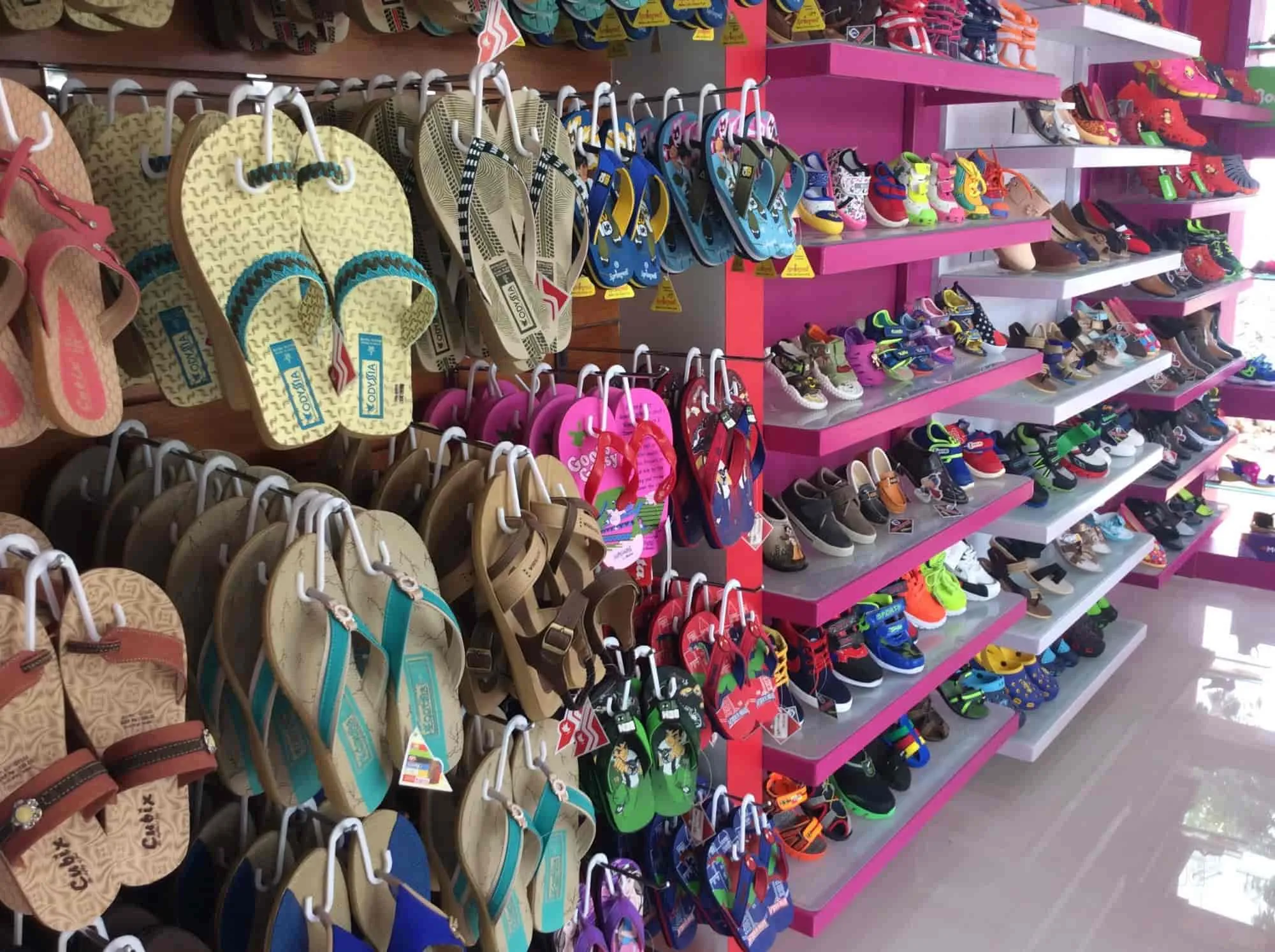 Image of: Delight Footwear And Bags In Arappalayam