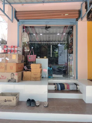 Image of: Joshika Foot Wear And Bags In Kamarajar Salai 4