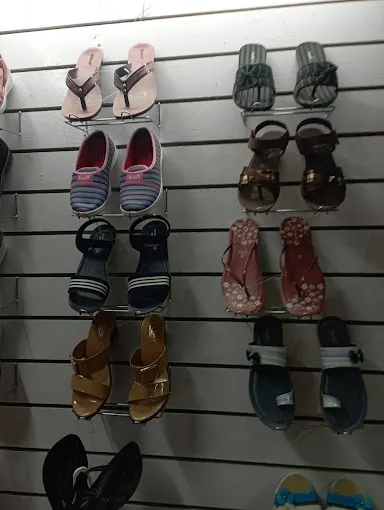 Image of: Keziah Footwear And Garments In Arappalayam