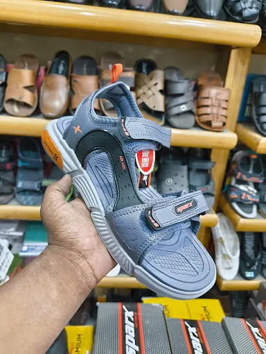 Image of: Mas Shoe Mart In Periyar 3