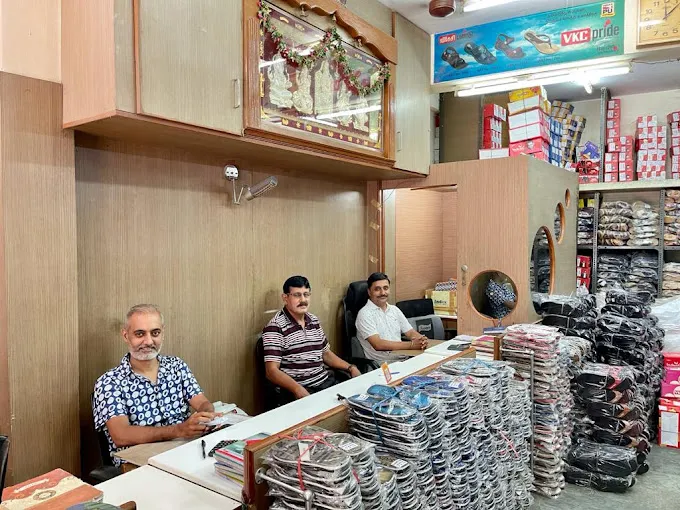 Image of: Metro Shoe Mart Footwear In Periyar