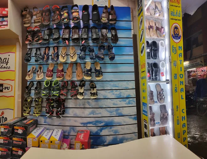 Image of: National Chappals In Periyar