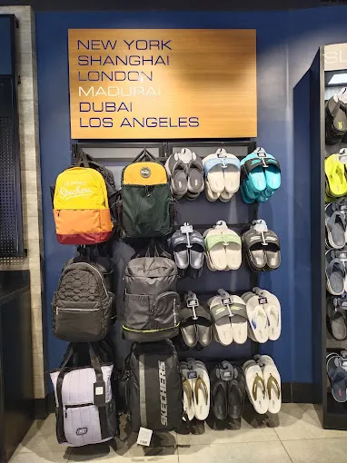 Image of: Skechers In S S Colony