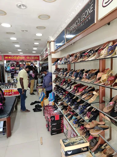 Image of: Sugapriya Footware And Bags In Madurai