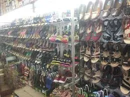 Image of: Yasmine Shoe Mart In Periyar