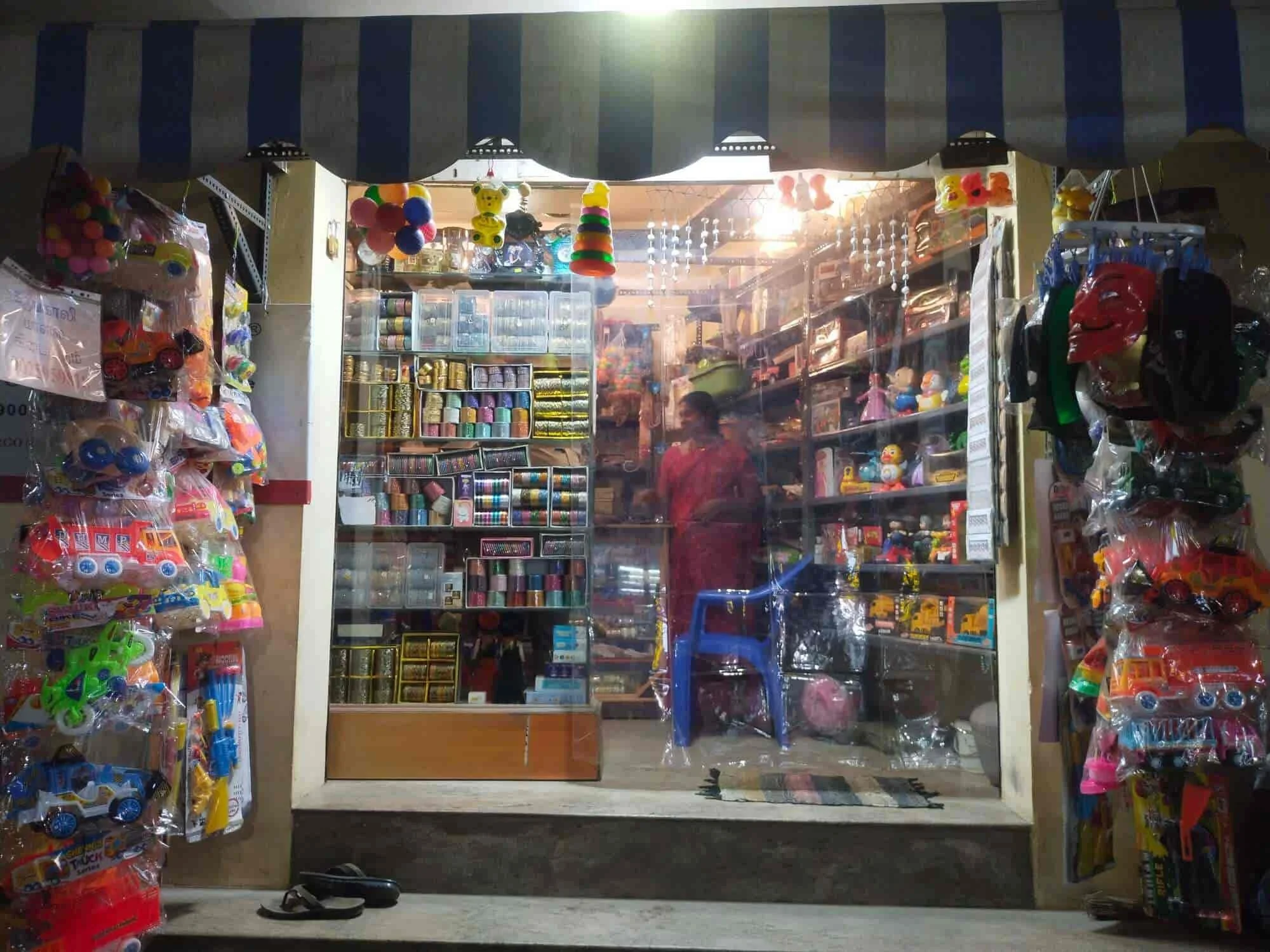 Image of: Ganesha Moorthy Store In Ponmeni