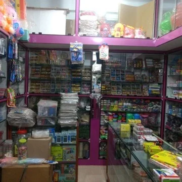 Image of: Kavithas Store In Ponmeni