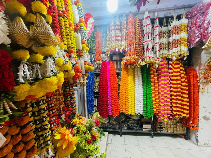 Image of: Aiyappas Florist In Madurai 4