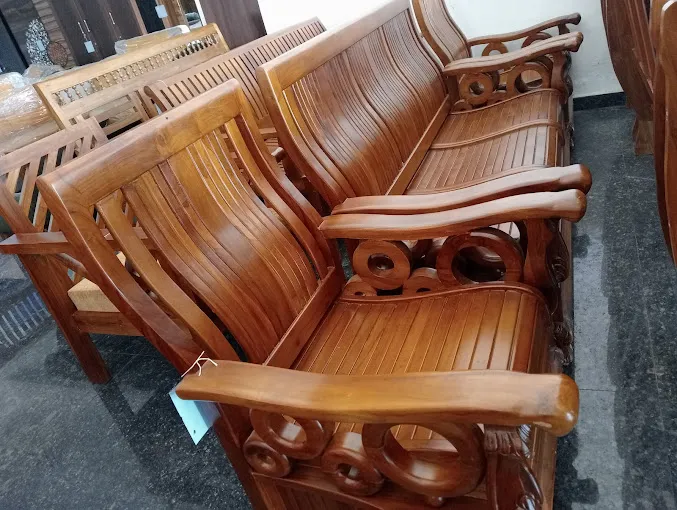 Image of: Kerala Furniture Gallery in Madurai