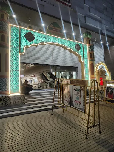 Image of: Pothys Furniture Division in Periyar